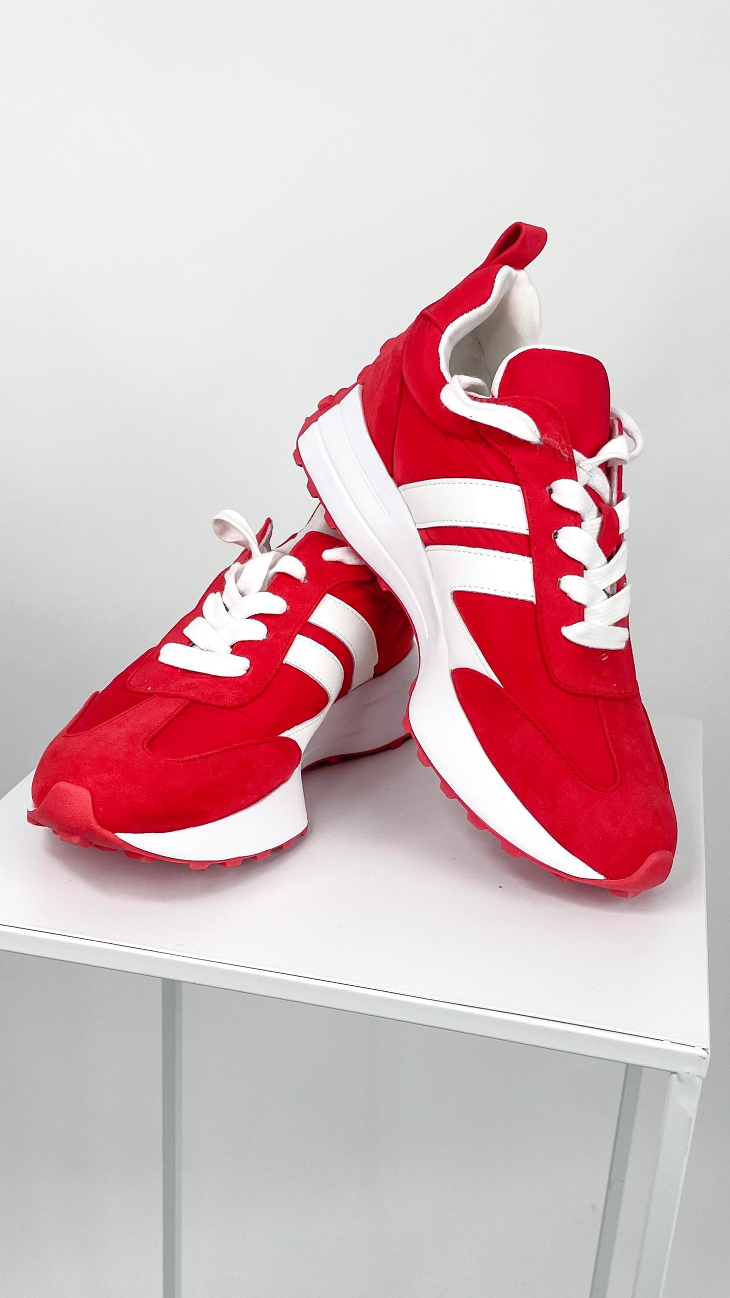 Sneaker "RED"