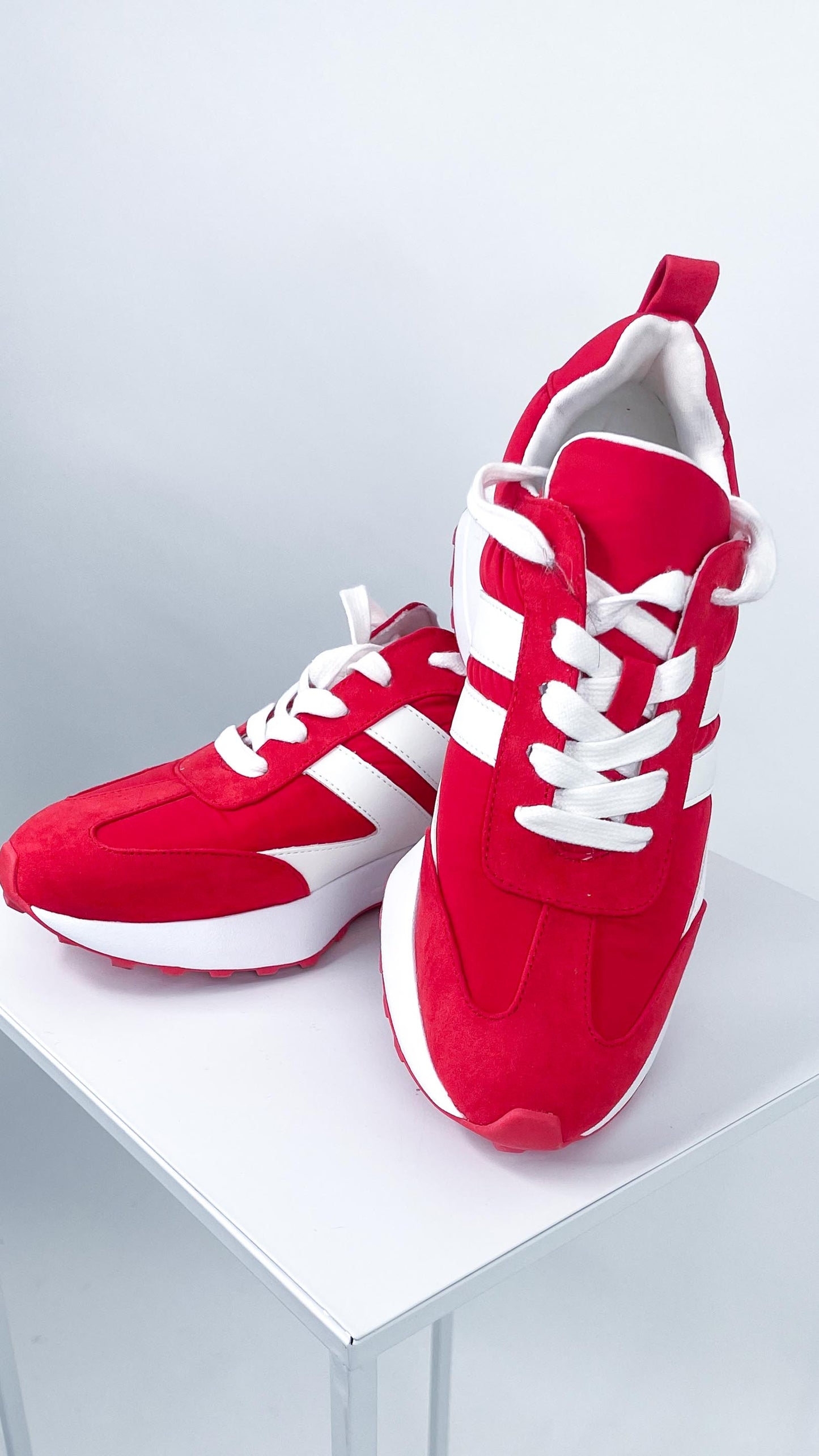 Sneaker "RED"